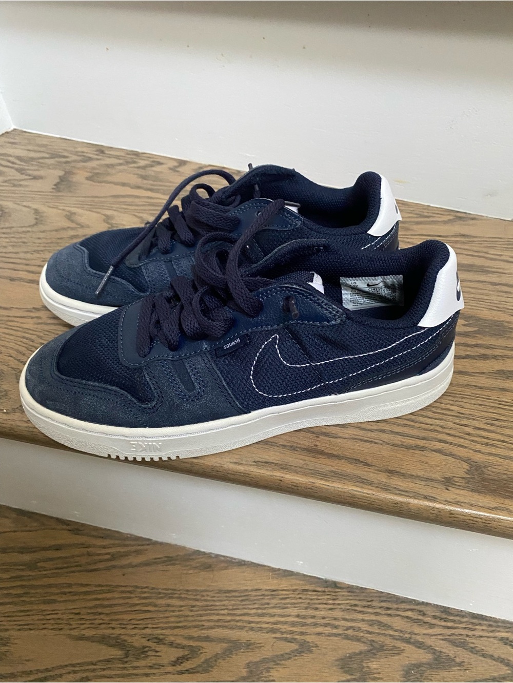 Nike Low Top Sneaker — Navy Blue & White - Picture 9 of 9